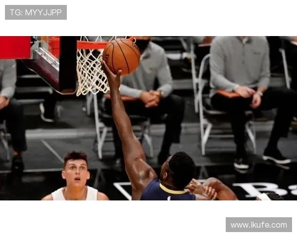 哈珀高效8投5中罚球全中砍12分领衔球队稳健取胜之夜表现亮眼